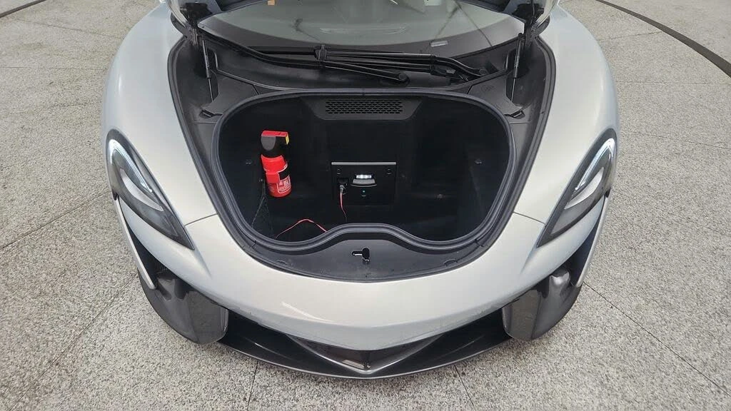 2019 McLaren 570S Spider - Image 13 of 31