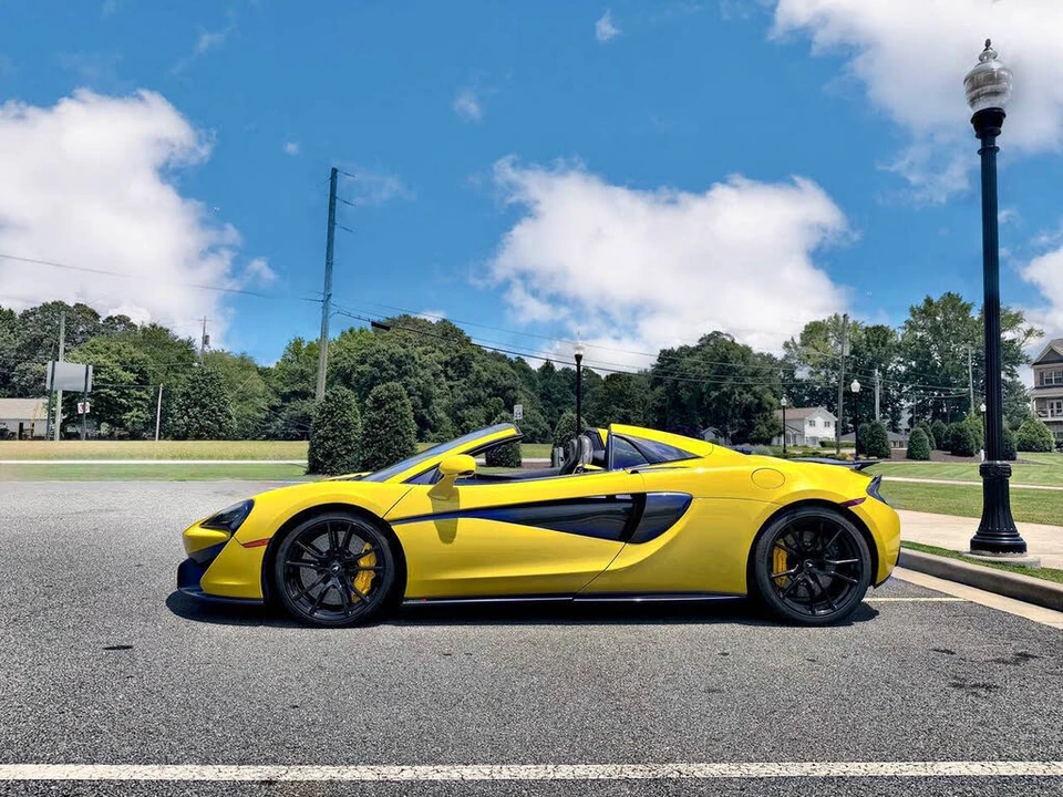 2019 McLaren 570S Spider - Image 4 of 15