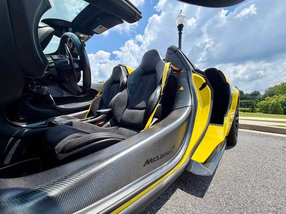 2019 McLaren 570S Spider - Image 11 of 15
