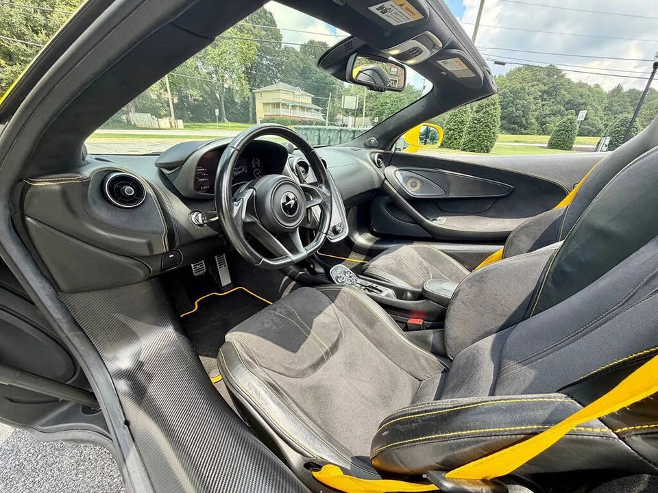 2019 McLaren 570S Spider - Image 7 of 15
