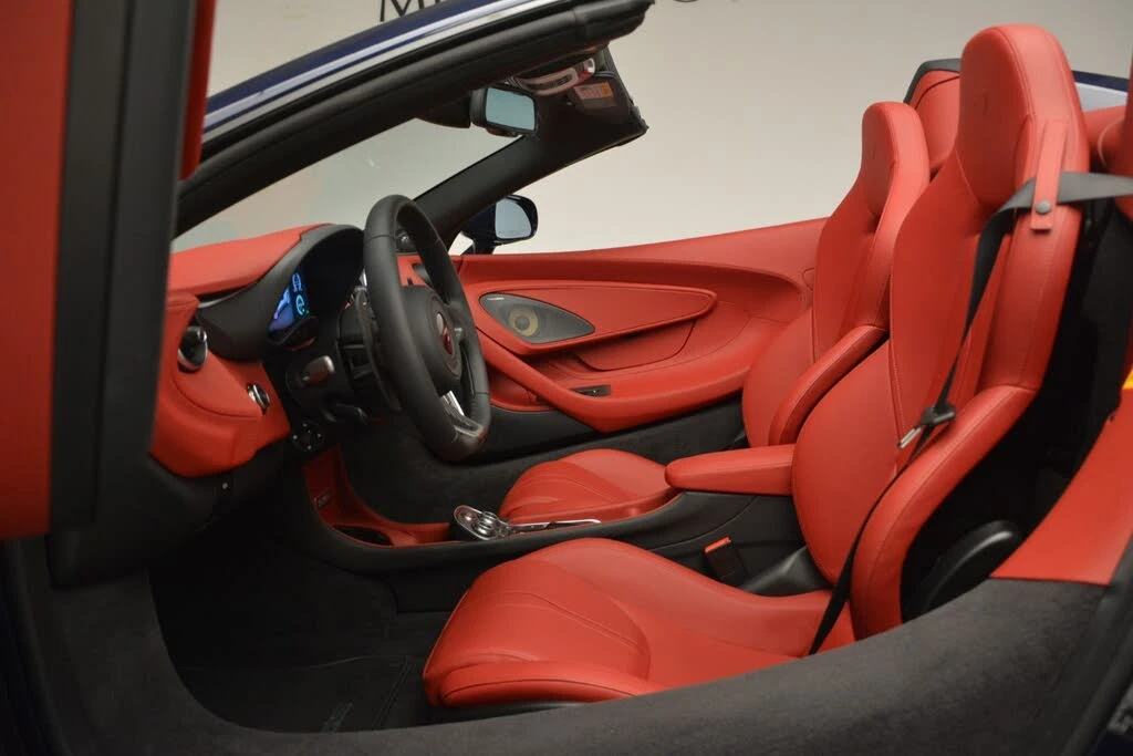 2019 McLaren 570S Spider - Image 24 of 30