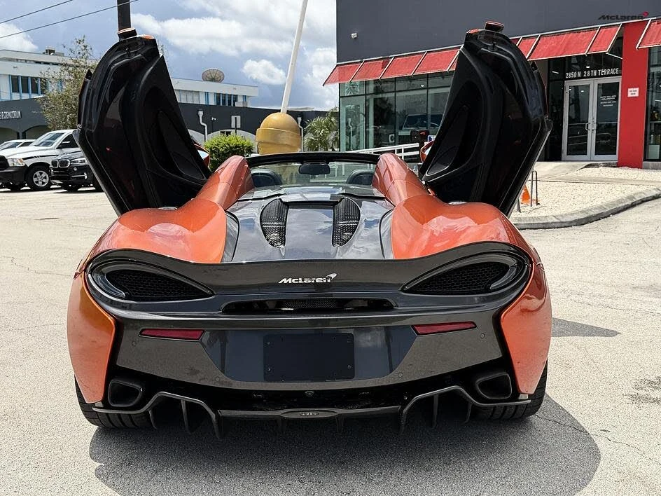 2019 McLaren 570S Spider - Image 8 of 31