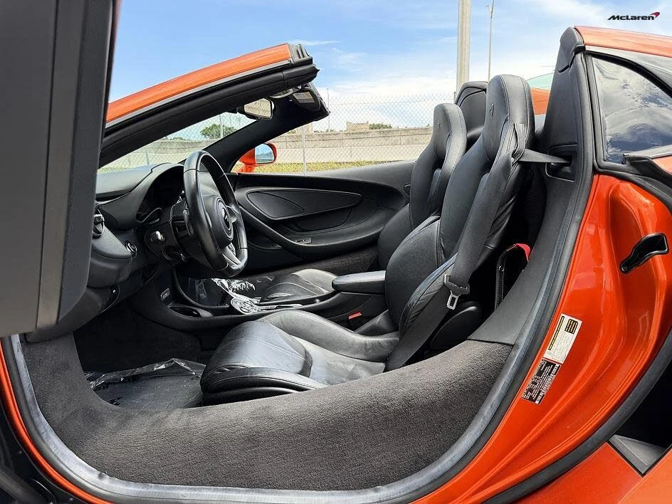 2019 McLaren 570S Spider - Image 27 of 31