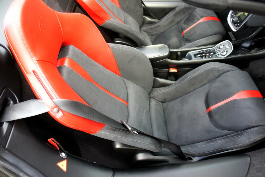2019 McLaren 570S Spider - Image 28 of 31
