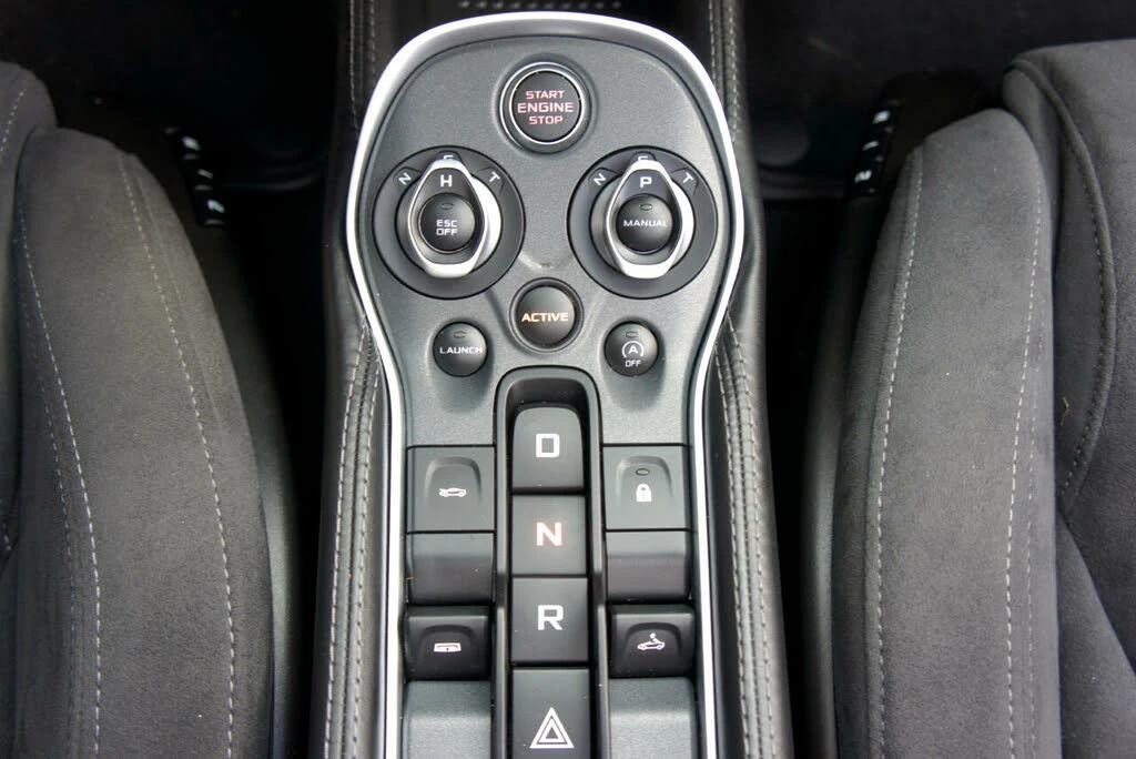 2019 McLaren 570S Spider - Image 24 of 31
