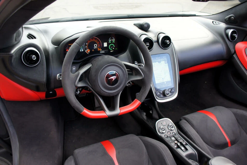 2019 McLaren 570S Spider - Image 13 of 31