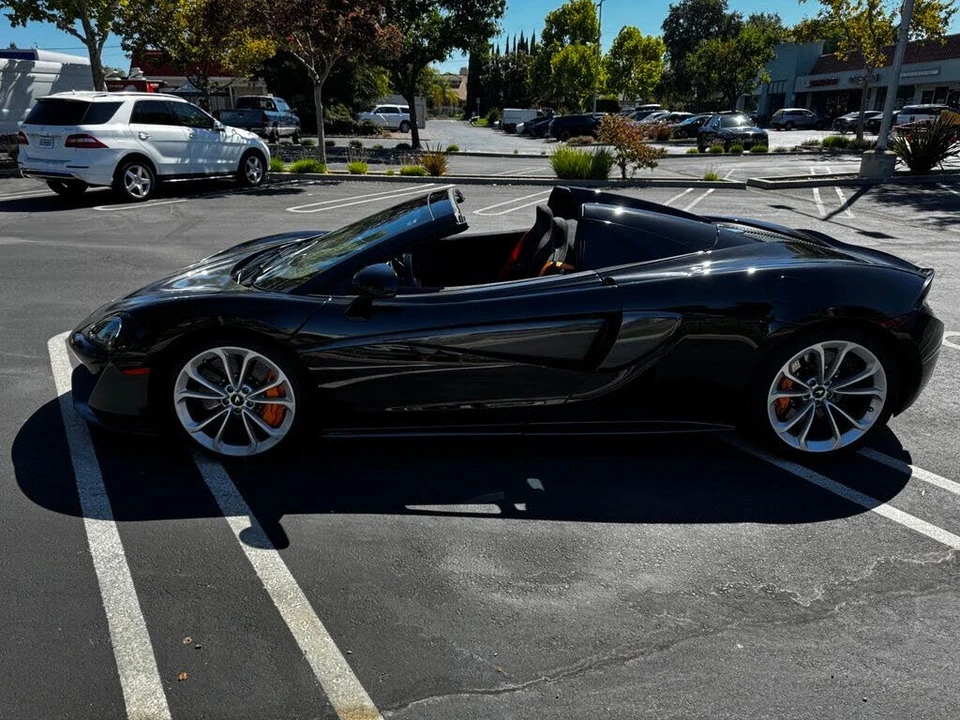 2019 McLaren 570S - Image 31 of 31