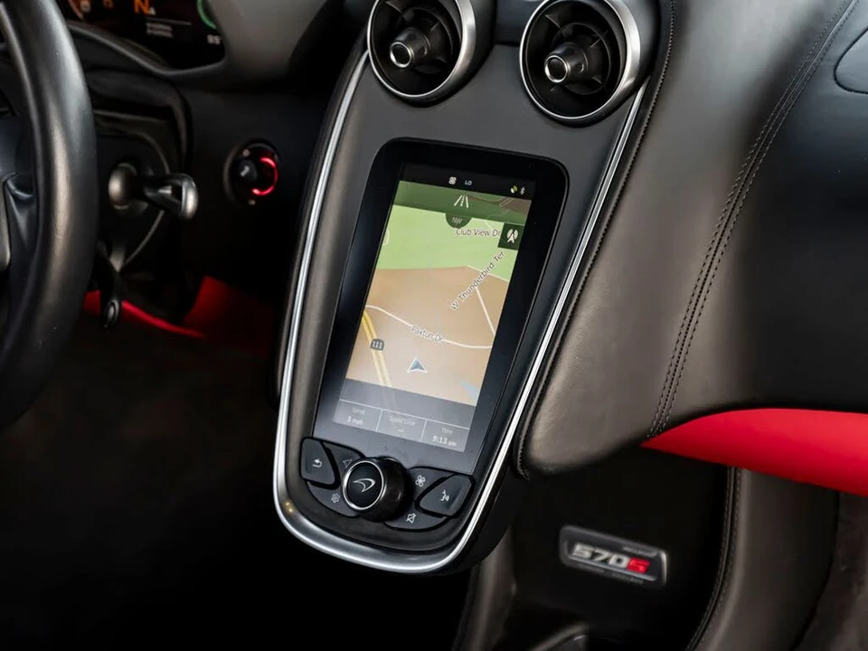2019 McLaren 570S Spider - Image 28 of 30