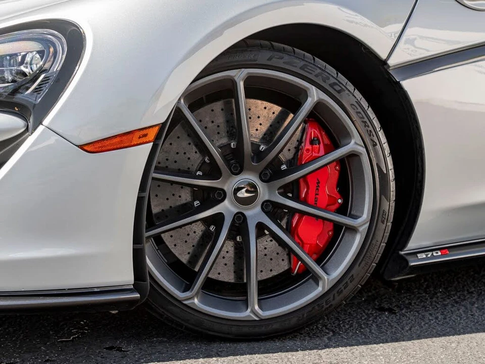 2019 McLaren 570S Spider - Image 14 of 30