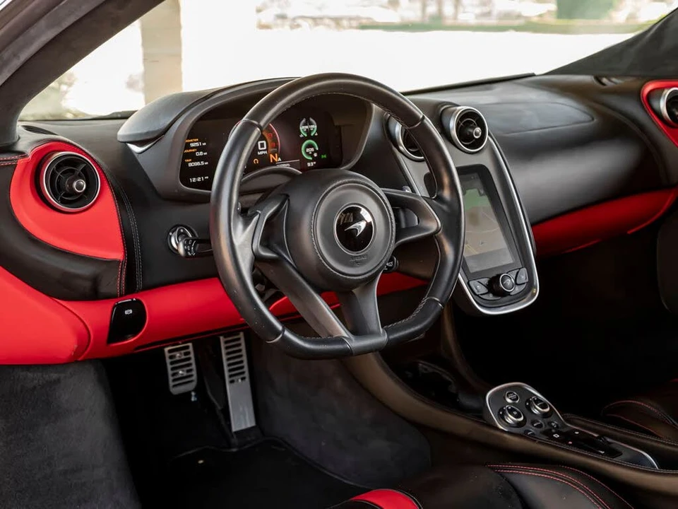 2019 McLaren 570S Spider - Image 19 of 30