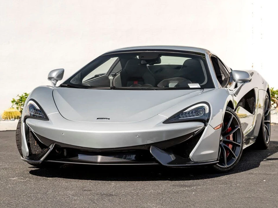 2019 McLaren 570S Spider - Image 2 of 30