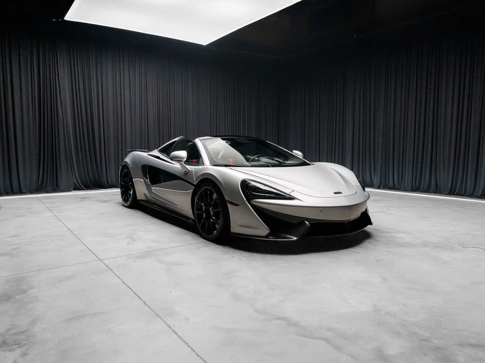 2019 McLaren 570S Spider - Image 14 of 31