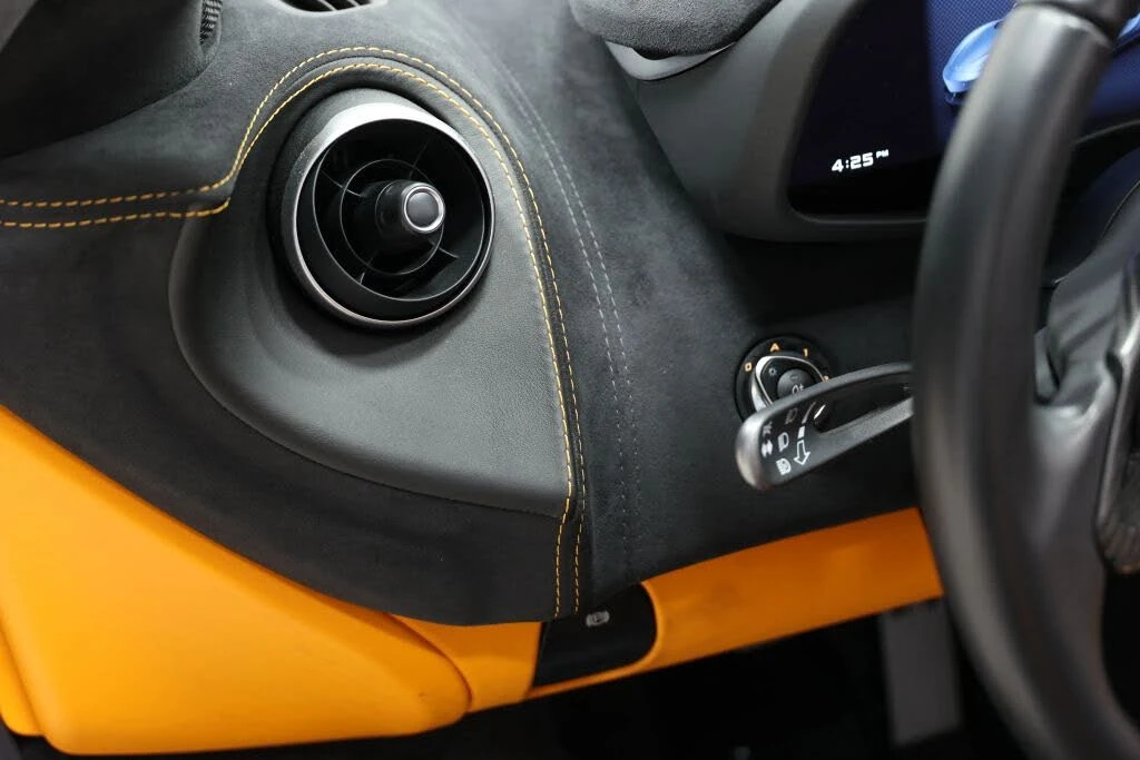 2019 McLaren 570S Spider - Image 22 of 31