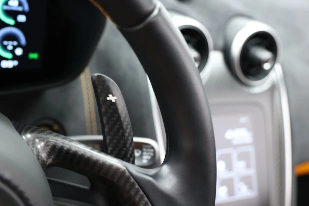 2019 McLaren 570S Spider - Image 30 of 31