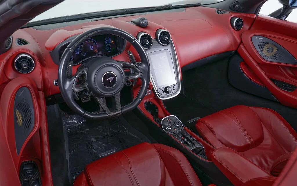 2019 McLaren 570S Spider - Image 26 of 30