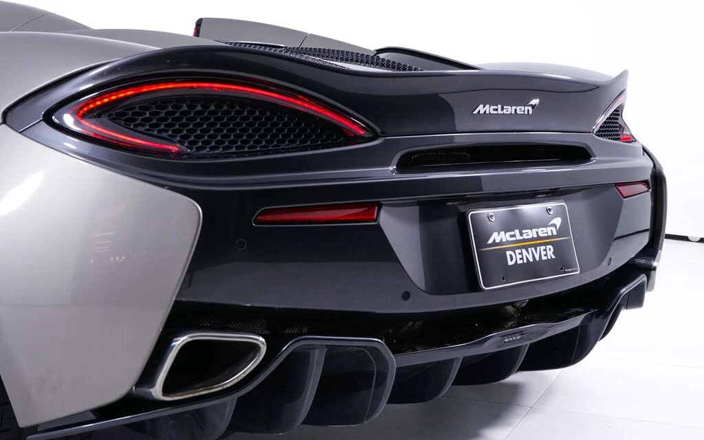 2019 McLaren 570S Spider - Image 18 of 30