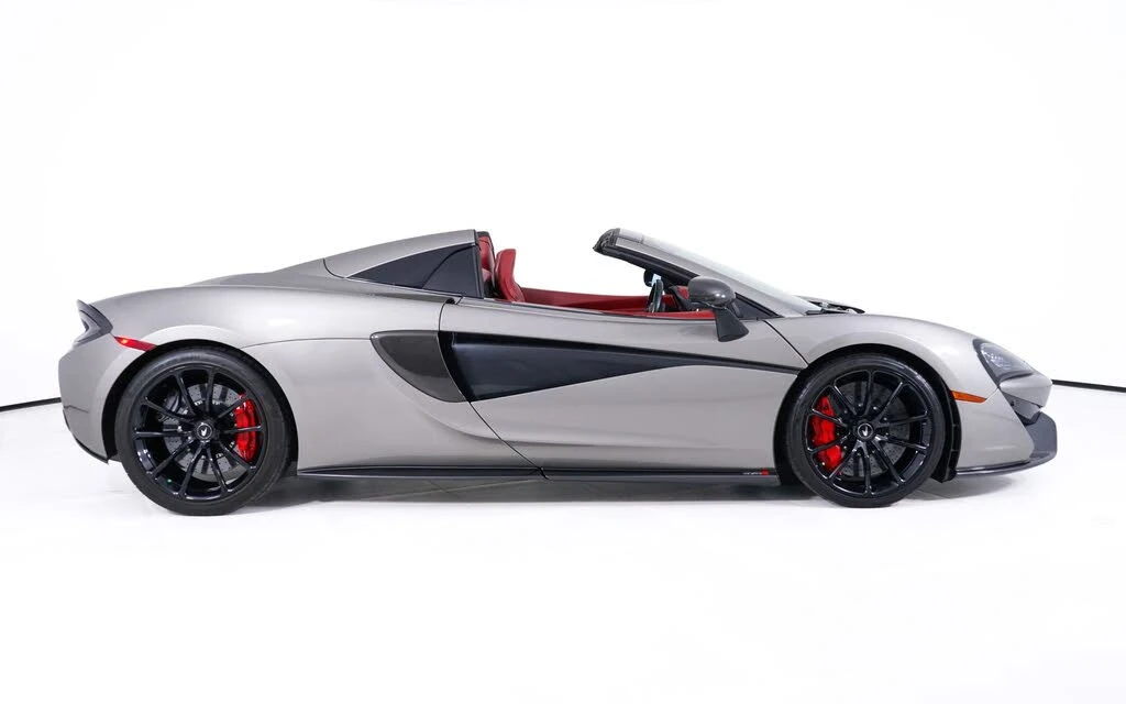 2019 McLaren 570S Spider - Image 10 of 30