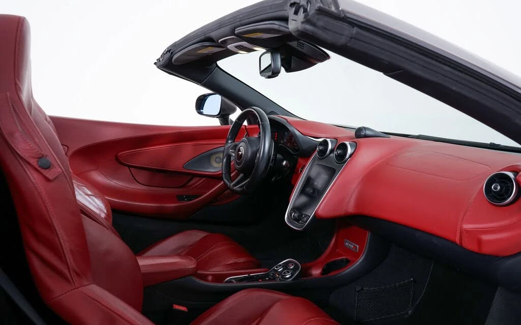 2019 McLaren 570S Spider - Image 30 of 30