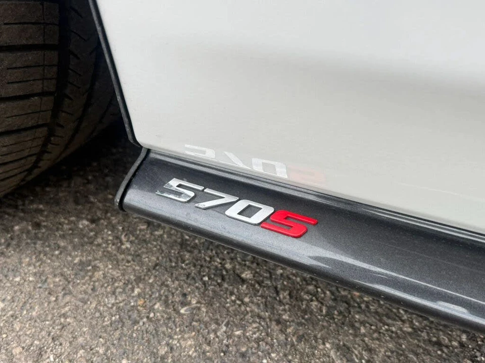 2019 McLaren 570S - Image 26 of 31
