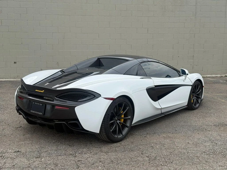 2019 McLaren 570S - Image 15 of 31