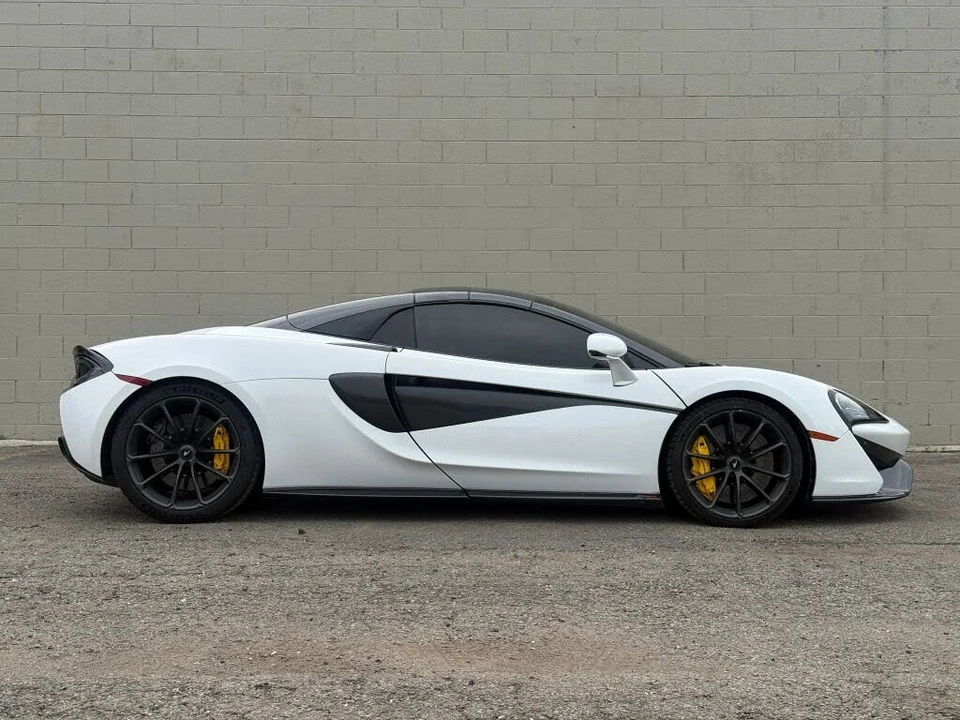 2019 McLaren 570S - Image 16 of 31