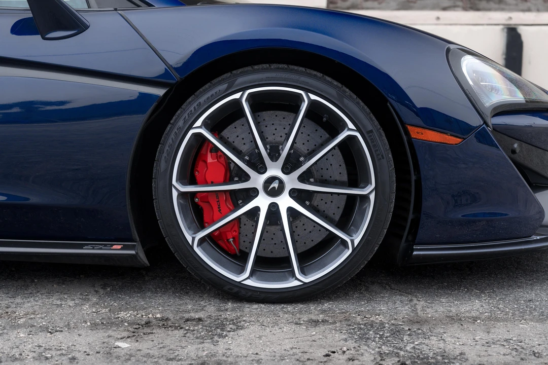 2019 McLaren 570S Spider - Image 27 of 31