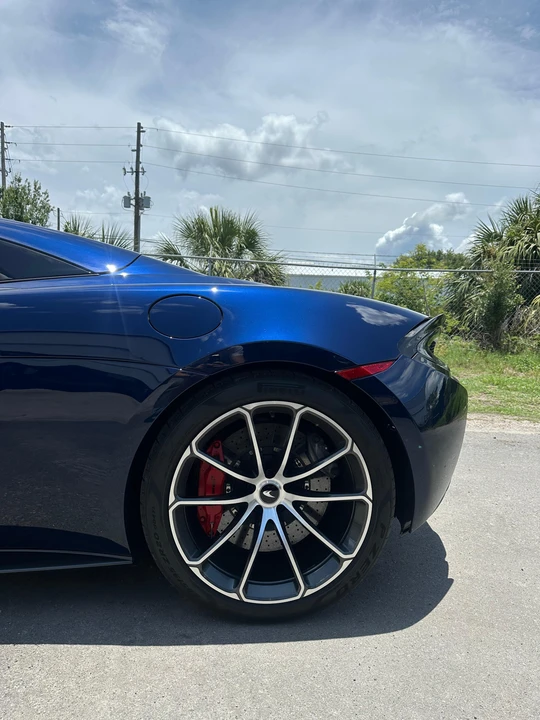 2019 McLaren 570S Spider - Image 17 of 31