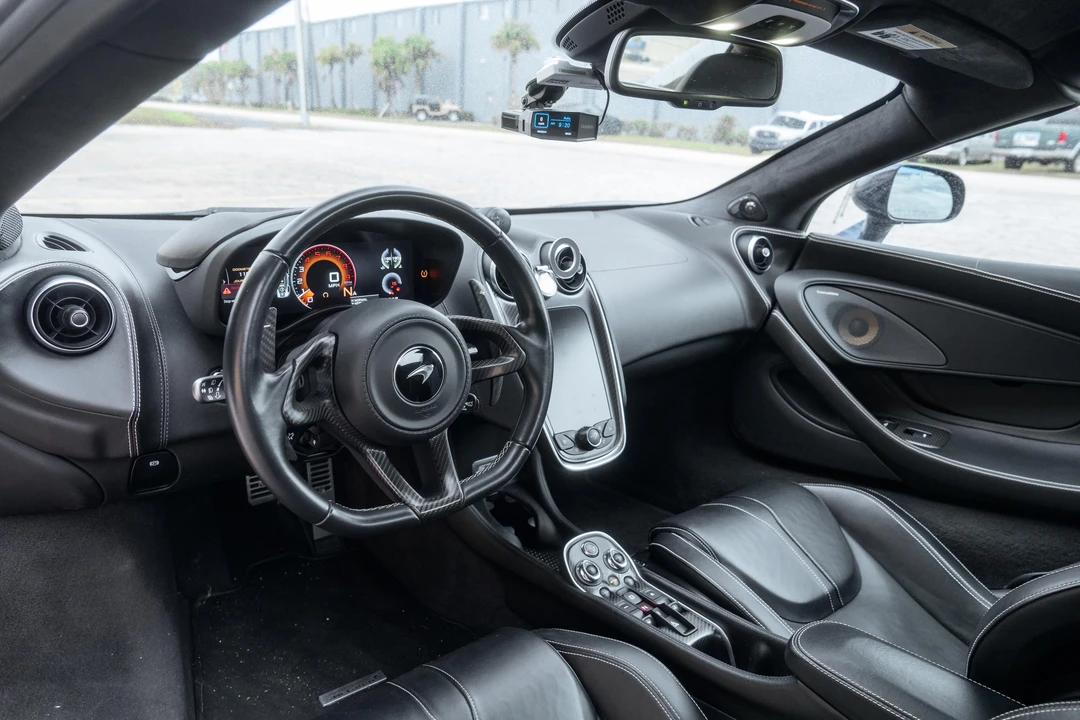 2019 McLaren 570S Spider - Image 28 of 31