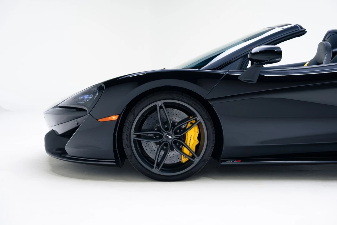 2019 McLaren 570S Spider - Image 14 of 21