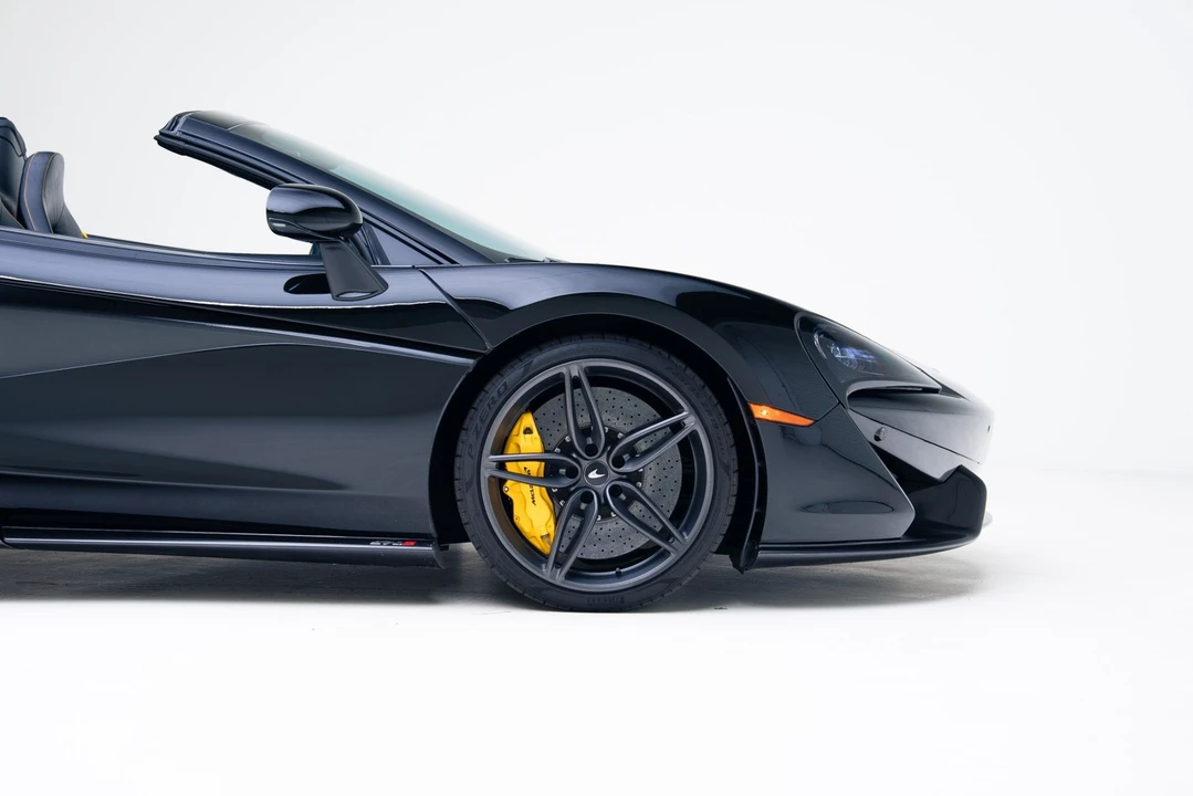 2019 McLaren 570S Spider - Image 19 of 21