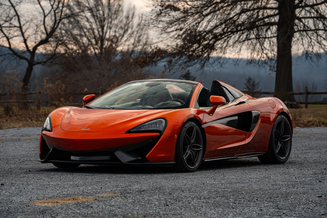2019 McLaren 570S Spider - Image 14 of 31