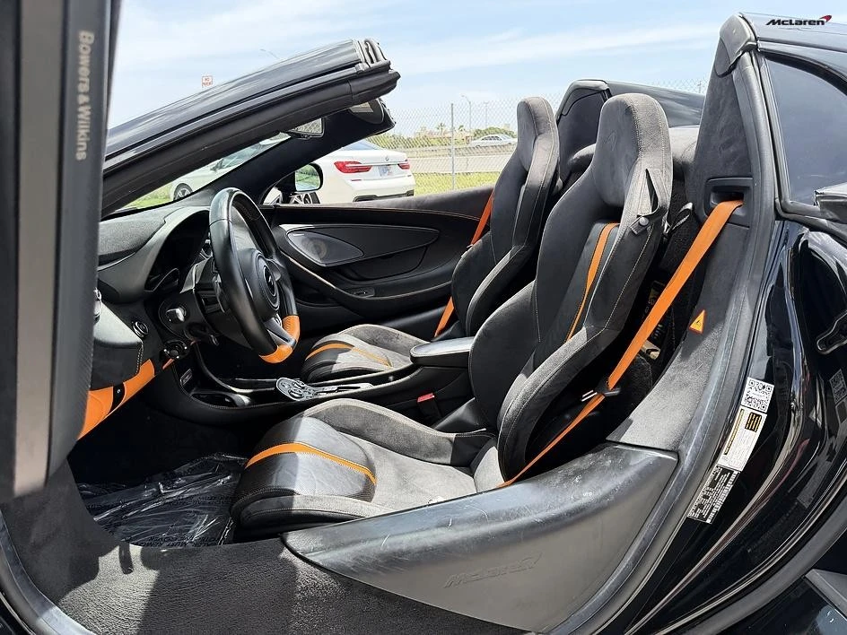 2019 McLaren 570S Spider - Image 11 of 31