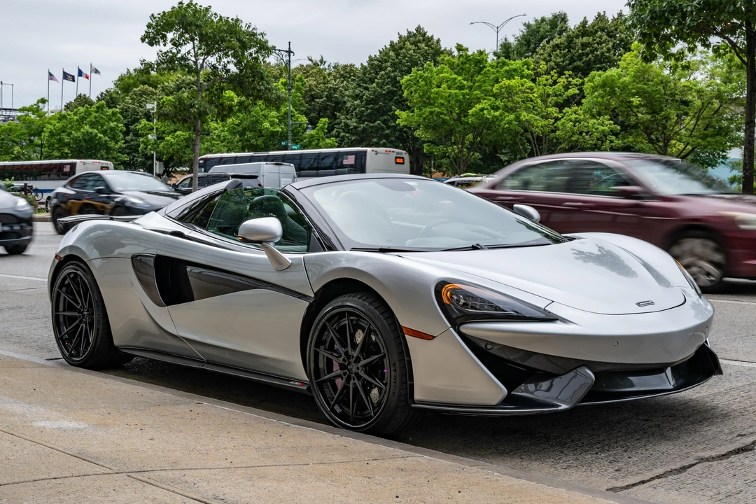 2019 McLaren 570S Spider - Image 6 of 31