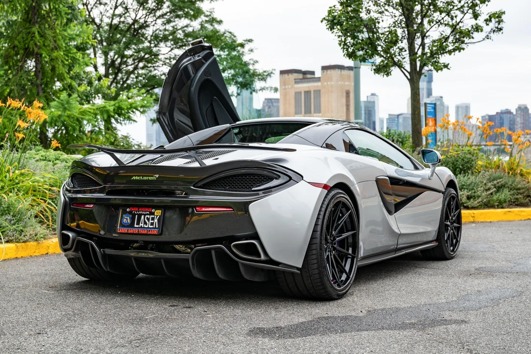 2019 McLaren 570S Spider - Image 10 of 31