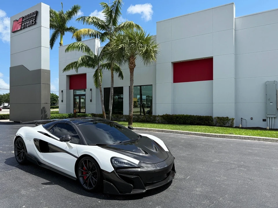 2019 McLaren 570S Spider - Image 14 of 21