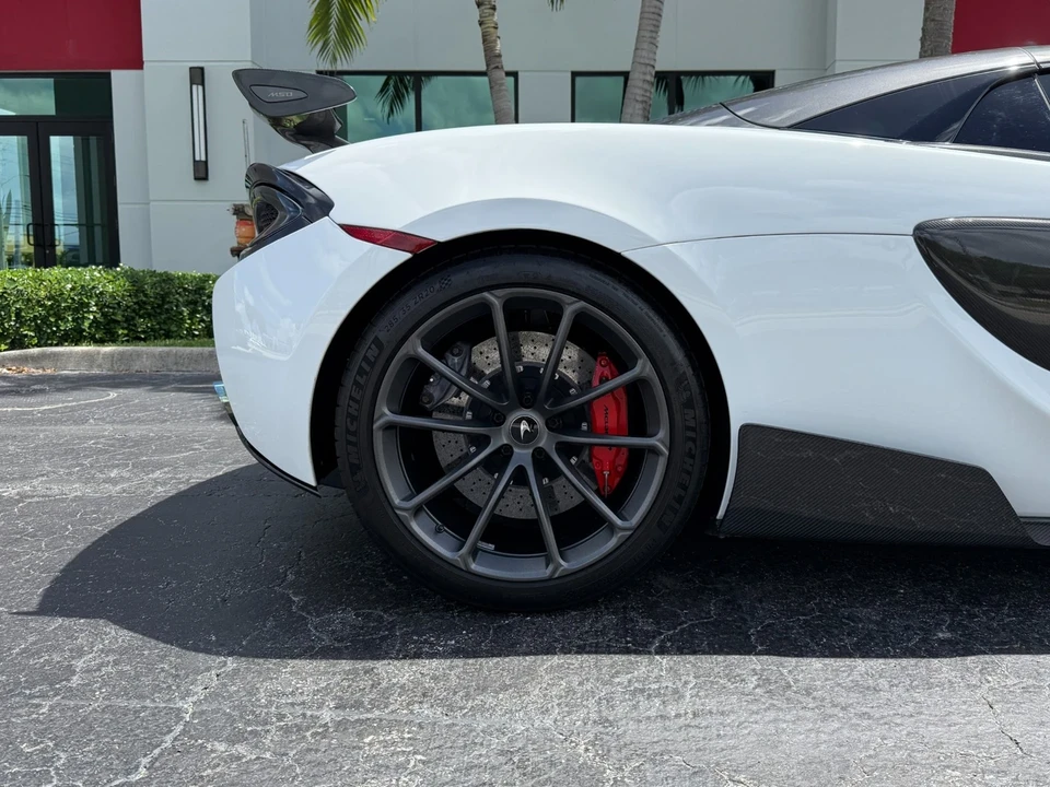 2019 McLaren 570S Spider - Image 17 of 21