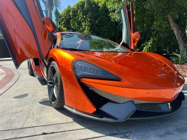 2019 McLaren 570S Spider - Image 4 of 11