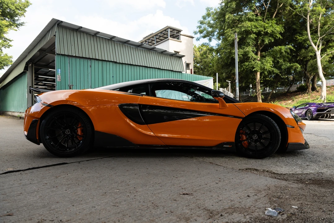 2019 McLaren 600LT - Image 14 of 31