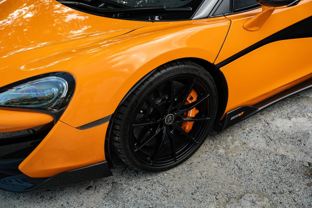 2019 McLaren 600LT - Image 18 of 31