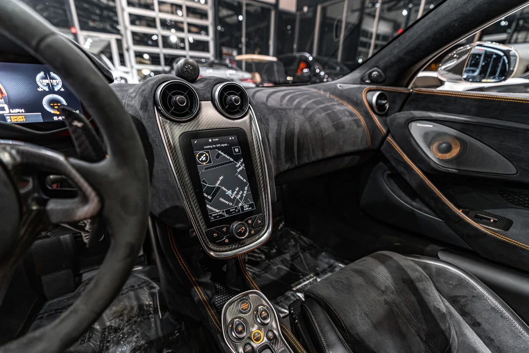 2019 McLaren 600LT - Image 14 of 21