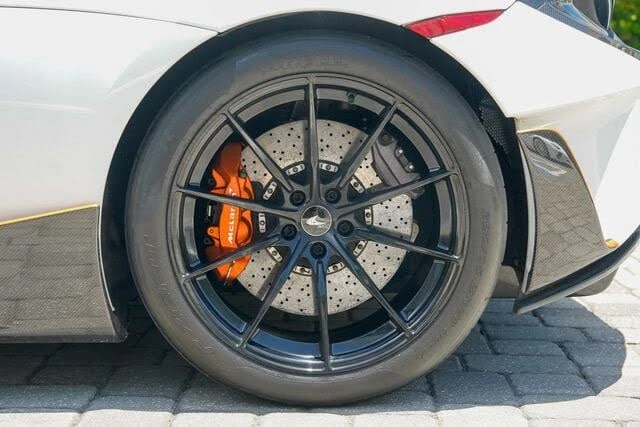 2019 McLaren 600LT - Image 17 of 31