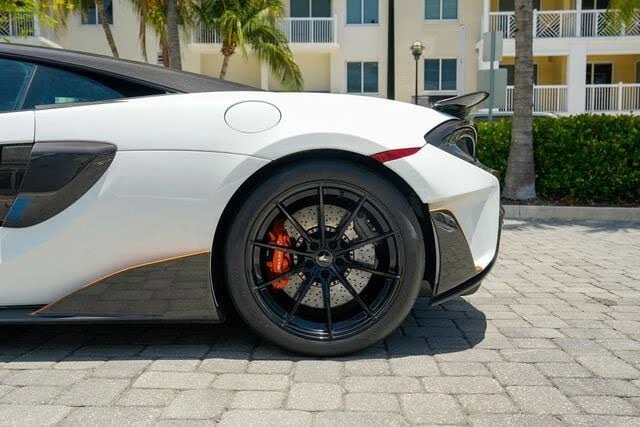 2019 McLaren 600LT - Image 16 of 31
