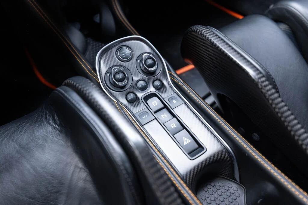 2019 McLaren 600LT - Image 17 of 31