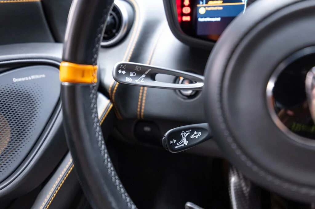 2019 McLaren 600LT - Image 13 of 31