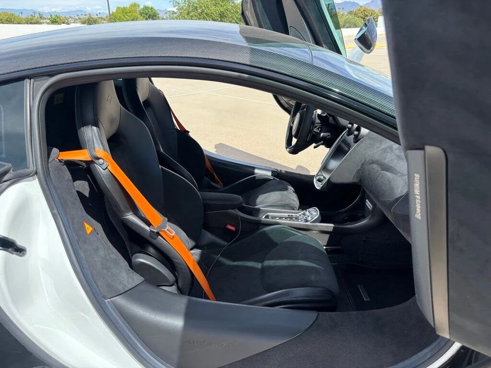 2019 McLaren 600LT - Image 28 of 28