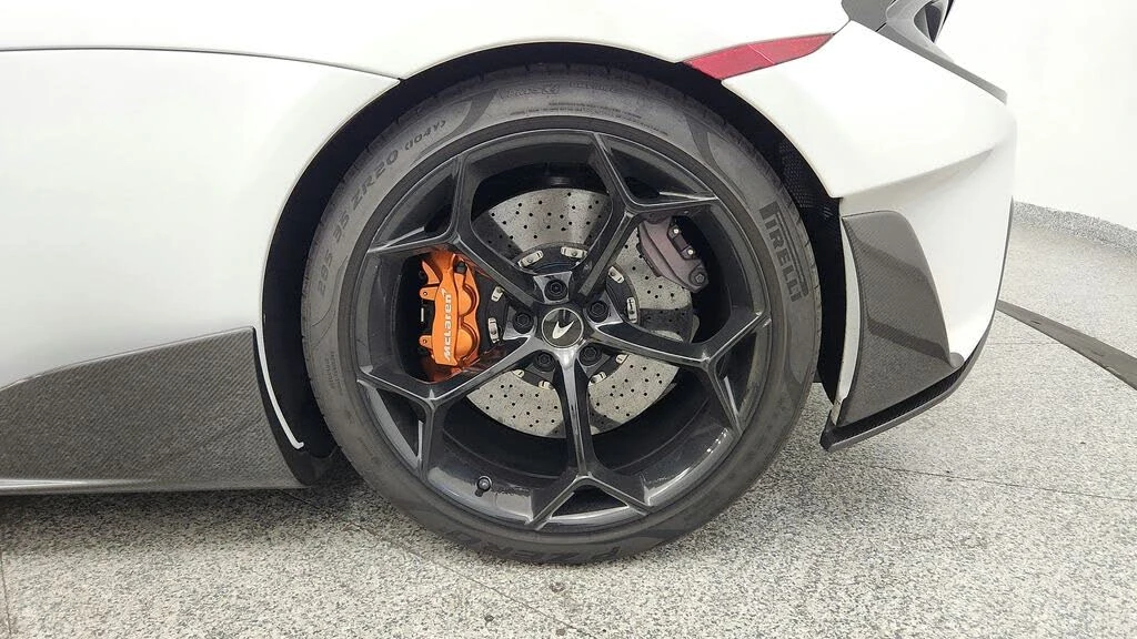 2019 McLaren 600LT - Image 18 of 31