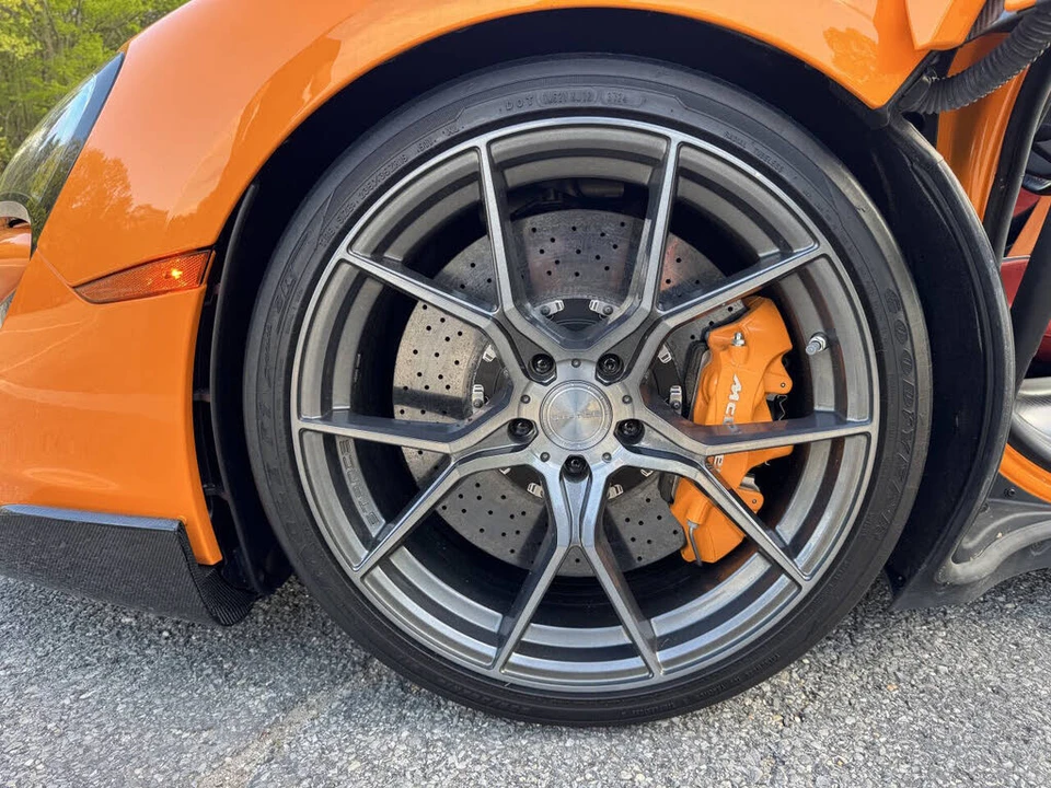 2019 McLaren 600LT - Image 30 of 31