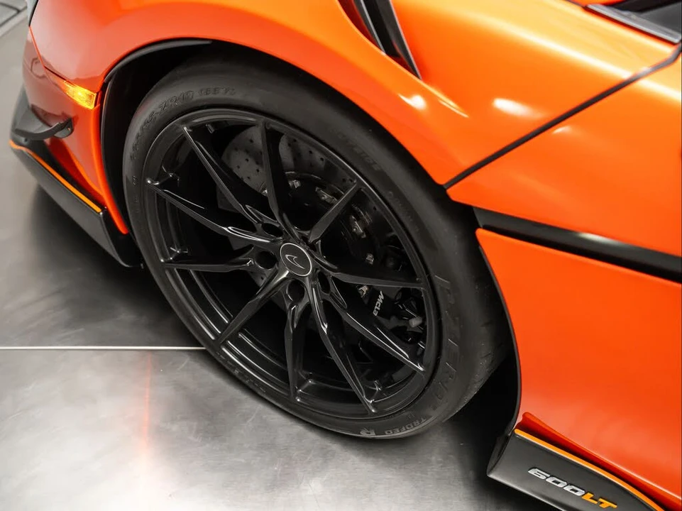 2019 McLaren 600LT - Image 15 of 31