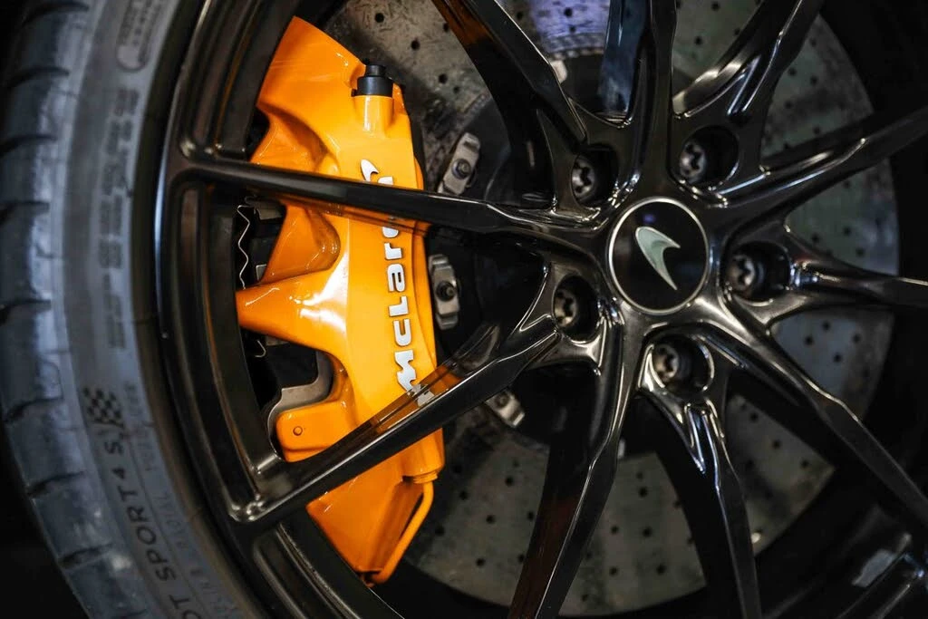 2019 McLaren 600LT - Image 24 of 31
