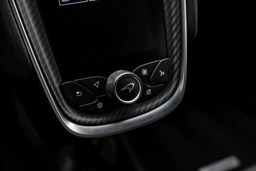 2019 McLaren 600LT - Image 24 of 31